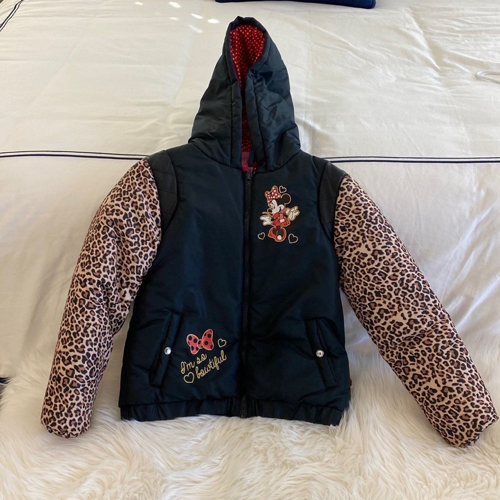 Disney Minnie Mouse Girls Puffer Jacket Size 7/8